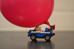 balloon powered car